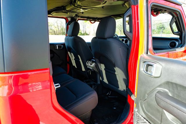 2021 Jeep Gladiator Willys