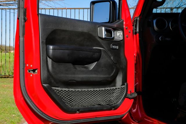 2021 Jeep Gladiator Willys