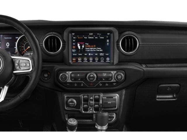 2021 Jeep Gladiator V6 8.4" screen Overland