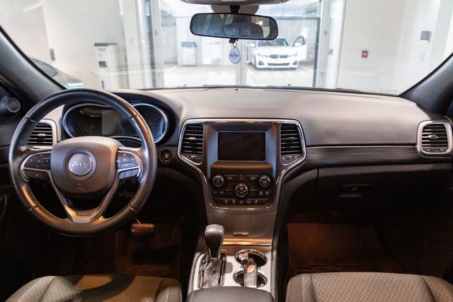 2021 Jeep Grand Cherokee 4WD Laredo E