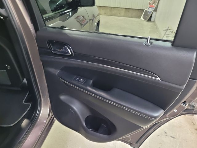 2021 Jeep Grand Cherokee 80th Anniversary Edition - Warranty - Financing | Dickinson, ND | Autorama Auto Sales and Rentals 2021 Jeep Grand Cherokee 80th Anniversary Edition - Warranty - Financing | Dickinson, ND | Autorama Auto Sales and Rentals