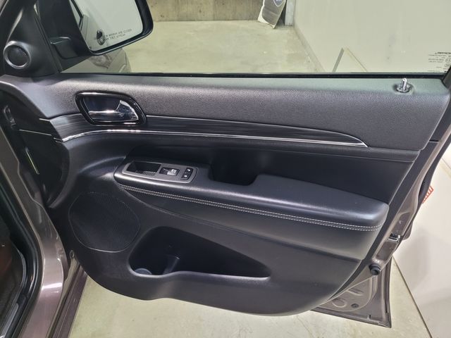 2021 Jeep Grand Cherokee 80th Anniversary Edition - Warranty - Financing | Dickinson, ND | Autorama Auto Sales and Rentals 2021 Jeep Grand Cherokee 80th Anniversary Edition - Warranty - Financing | Dickinson, ND | Autorama Auto Sales and Rentals