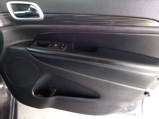 2021 Jeep Grand Cherokee LAREDO | Gonzales, TX | West Motors 2021 Jeep Grand Cherokee LAREDO | Gonzales, TX | West Motors