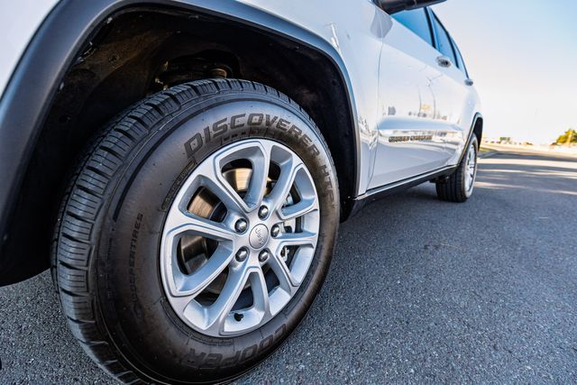 2021 Jeep Grand Cherokee Laredo E | Great Falls, Montana | Bleskin Motor Company 2021 Jeep Grand Cherokee Laredo E | Great Falls, Montana | Bleskin Motor Company