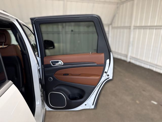 2021 Jeep GRAND CHEROKEE SUMMIT | Houston, TX | Texas Star Motors 2021 Jeep GRAND CHEROKEE SUMMIT | Houston, TX | Texas Star Motors