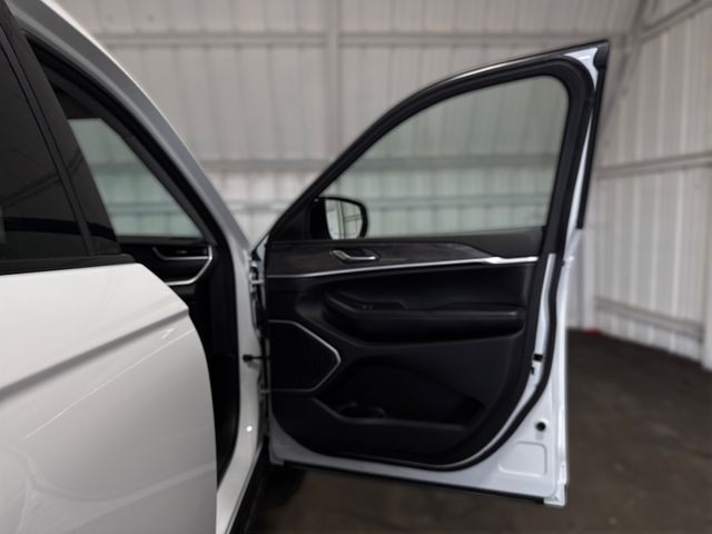 2021 Jeep GRAND CHEROKEE L LIMITED 2021 Jeep GRAND CHEROKEE L LIMITED