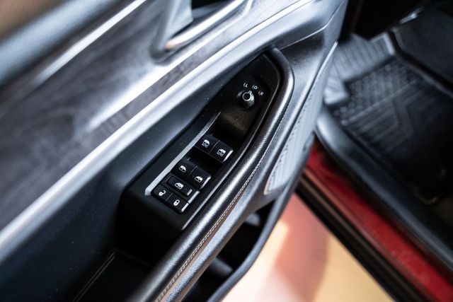 2021 Jeep Grand Cherokee L Limited | Addison, TX | Mr Car Guys 2021 Jeep Grand Cherokee L Limited | Addison, TX | Mr Car Guys