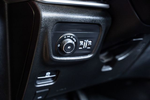 2021 Jeep Grand Cherokee L Limited | Addison, TX | Mr Car Guys 2021 Jeep Grand Cherokee L Limited | Addison, TX | Mr Car Guys