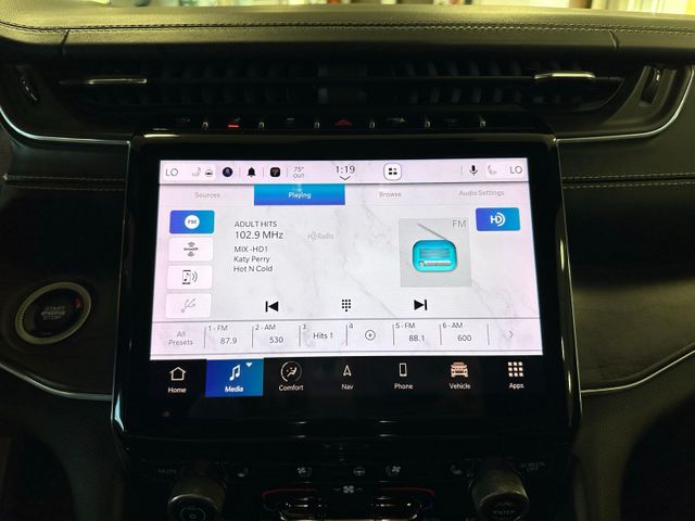 2021 Jeep Grand Cherokee L Overland Luxury Tech Package Tow Package | Irving, Texas | Hopper Motorplex 2021 Jeep Grand Cherokee L Overland Luxury Tech Package Tow Package | Irving, Texas | Hopper Motorplex