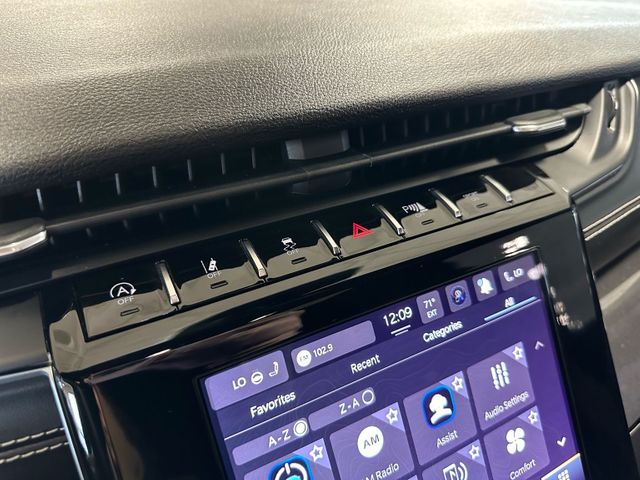 2021 Jeep Grand Cherokee L Altitude Power Sunroof Heated Seats Altitude Ap... | Irving, Texas | Hopper Motorplex