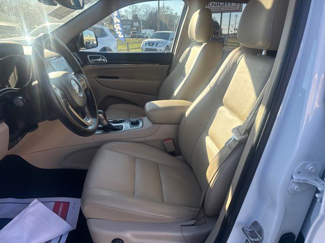 2021 Jeep Grand Cherokee Limited | Rome, GA | Knight's Car Store 2021 Jeep Grand Cherokee Limited | Rome, GA | Knight's Car Store