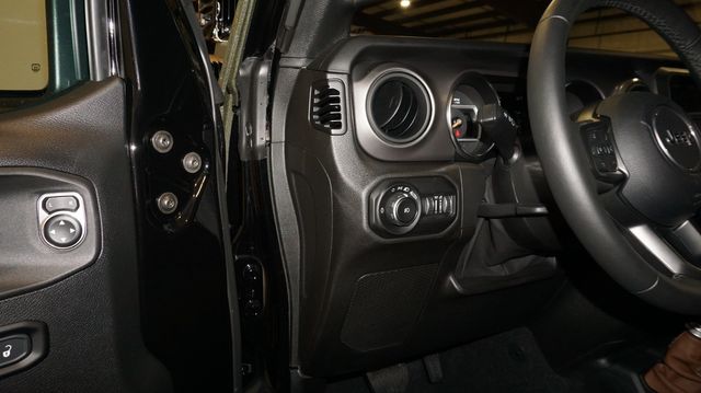 2021 Jeep Wrangler Unlimited Sport 4X4 DIESEL,DUPONT KEVLAR,LIFTED,NAV | Carrollton, TX | Texas Vehicle Exchange 2021 Jeep Wrangler Unlimited Sport 4X4 DIESEL,DUPONT KEVLAR,LIFTED,NAV | Carrollton, TX | Texas Vehicle Exchange