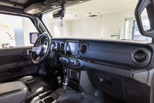 2021 Jeep Wrangler One touch power top Unlimited Sahara High Altitude