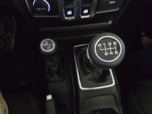 2021 Jeep Wrangler Willys 2021 Jeep Wrangler Willys