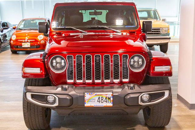 2021 Jeep Wrangler Sahara Unlimited at Autosource, photo 3