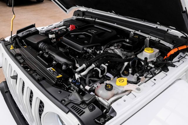 2021 Jeep Wrangler Unlimited Sahara 4XE,4X4,SKY TOP, LIFTED,LTHR, 32K | Carrollton, TX | Texas Vehicle Exchange