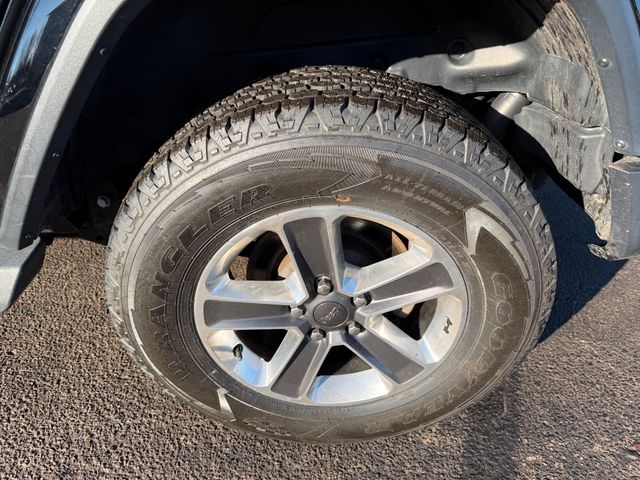 2021 Jeep Wrangler Unlimited Sahara - Diesel Rare 1