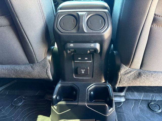 2021 Jeep Wrangler Unlimited Sahara 2021 Jeep Wrangler Unlimited Sahara