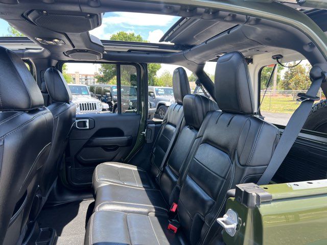 2021 Jeep Wrangler Unlimited Sahara - Power-Top