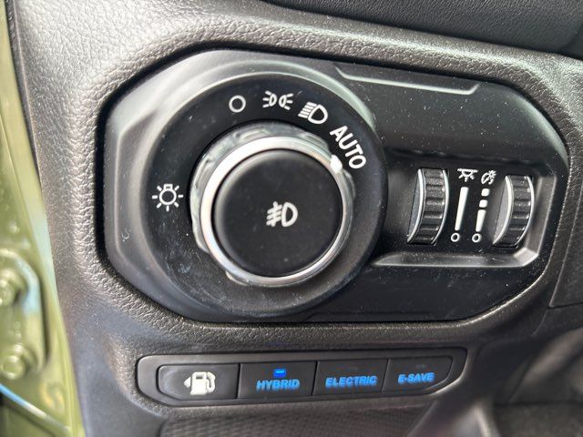 2021 Jeep Wrangler Unlimited Sahara 4xe | San Antonio, TX | Clear Choice Automotive South 2021 Jeep Wrangler Unlimited Sahara 4xe | San Antonio, TX | Clear Choice Automotive South