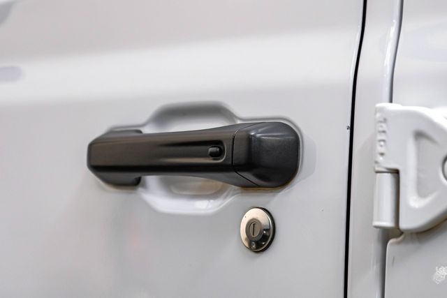 2021 Jeep Wrangler Unlimited Rubicon 392 LIFTED 20" Raceline 37" BFG Warn Winch | Dallas, TX | East Dallas Diesel