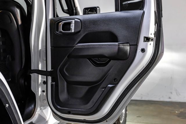 2021 Jeep Wrangler Unlimited Rubicon 392 LIFTED 20" Raceline 37" BFG Warn Winch | Dallas, TX | East Dallas Diesel