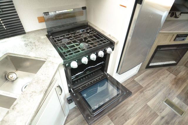 2021 Keystone Cougar 25RES