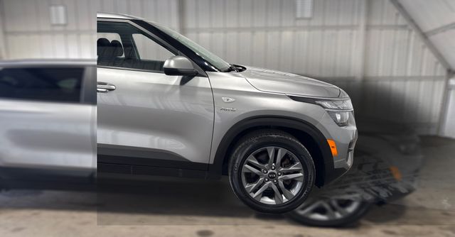 2021 Kia SELTOS LX 2021 Kia SELTOS LX