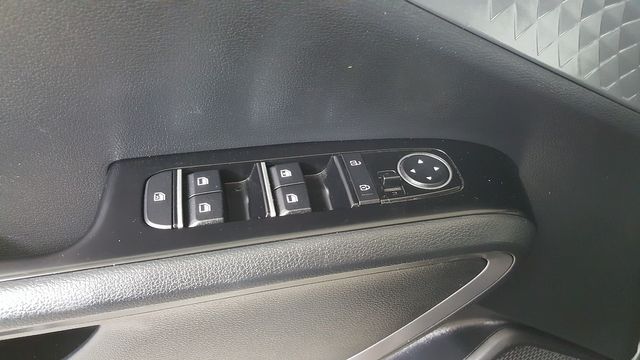 2021 Kia Soul S | Carrollton, TX | Legend Motorcars of Carrollton 2021 Kia Soul S | Carrollton, TX | Legend Motorcars of Carrollton