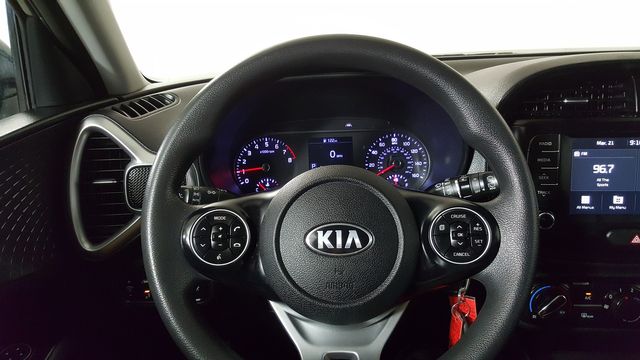 2021 Kia Soul S | Carrollton, TX | Legend Motorcars of Carrollton 2021 Kia Soul S | Carrollton, TX | Legend Motorcars of Carrollton