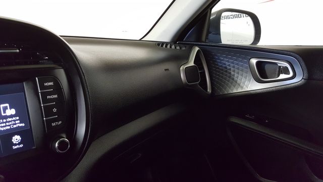 2021 Kia Soul S | Carrollton, TX | Legend Motorcars of Carrollton 2021 Kia Soul S | Carrollton, TX | Legend Motorcars of Carrollton