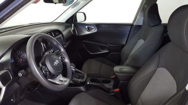2021 Kia Soul S | Carrollton, TX | Legend Motorcars of Carrollton 2021 Kia Soul S | Carrollton, TX | Legend Motorcars of Carrollton