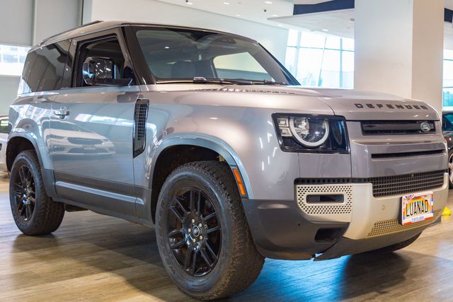 2021 Land Rover Defender Power soft top 90 S