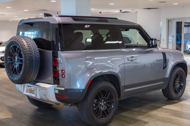 2021 Land Rover Defender Power soft top 90 S