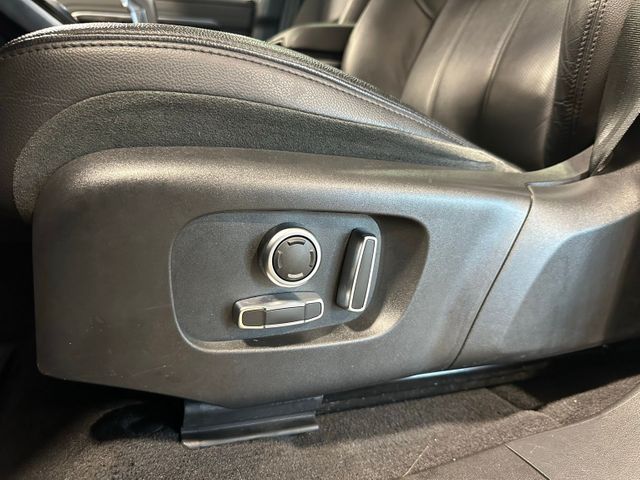 2021 Land Rover Range Rover Evoque S Panoramic Roof Black Exterior Pack Interactiv... | Irving, Texas | Hopper Motorplex