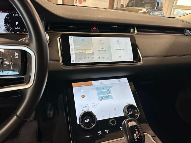 2021 Land Rover Range Rover Evoque S Panoramic Roof Black Exterior Pack Interactiv... | Irving, Texas | Hopper Motorplex