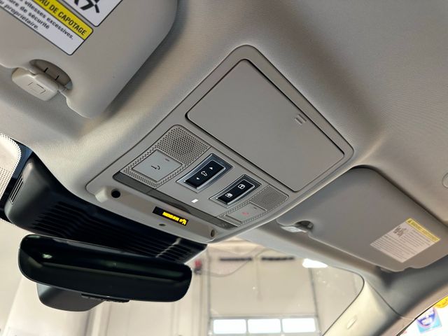 2021 Land Rover Range Rover Evoque S Panoramic Roof Black Exterior Pack Interactiv... | Irving, Texas | Hopper Motorplex