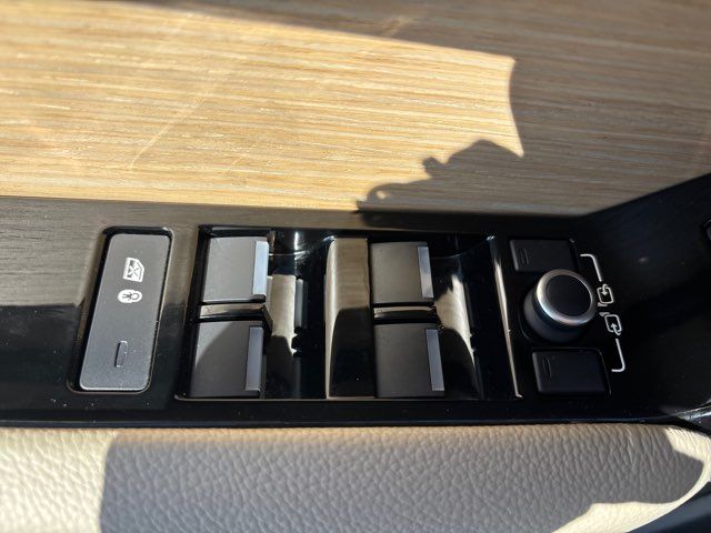 2021 Land Rover Range Rover Velar P340 R-Dynamic S | San Antonio, TX | Clear Choice Automotive South 2021 Land Rover Range Rover Velar P340 R-Dynamic S | San Antonio, TX | Clear Choice Automotive South