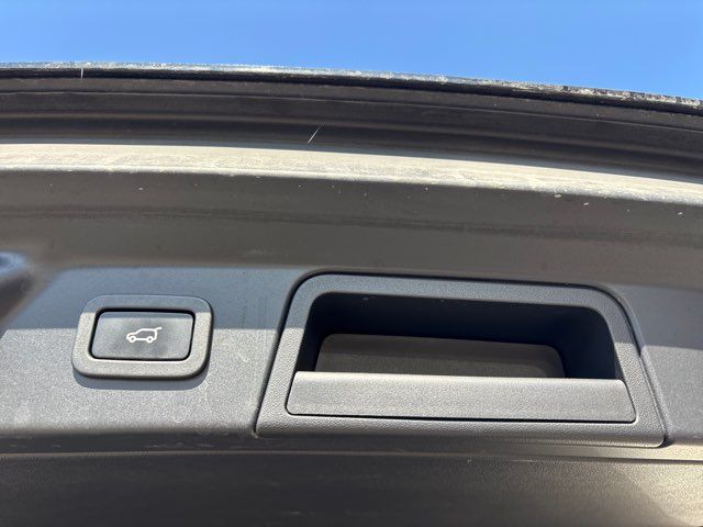 2021 Land Rover Range Rover Velar P340 R-Dynamic S | San Antonio, TX | Clear Choice Automotive South