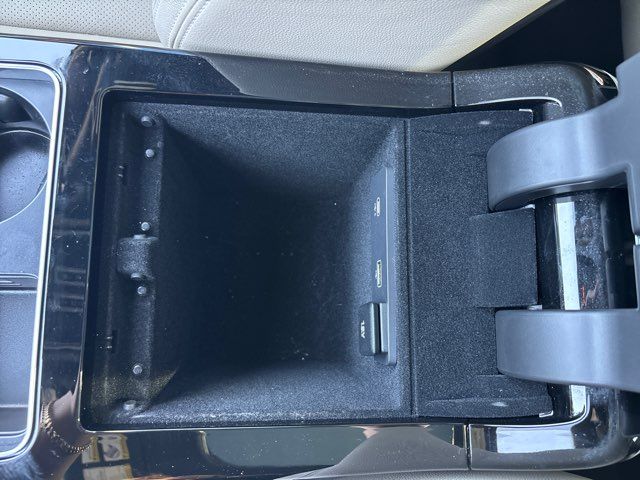 2021 Land Rover Range Rover Velar P340 R-Dynamic S | San Antonio, TX | Clear Choice Automotive South