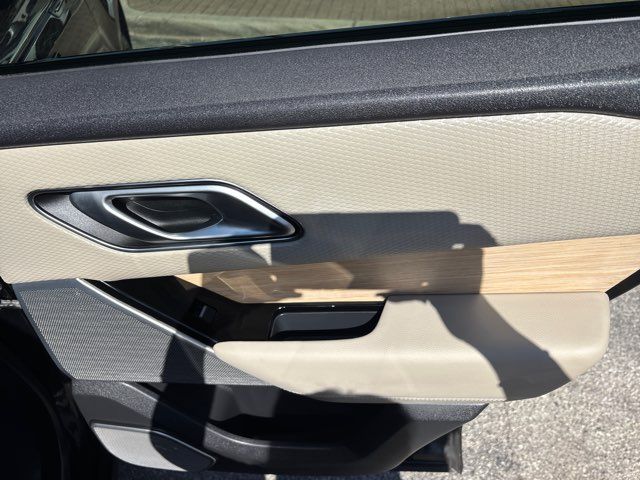 2021 Land Rover Range Rover Velar P340 R-Dynamic S | San Antonio, TX | Clear Choice Automotive South 2021 Land Rover Range Rover Velar P340 R-Dynamic S | San Antonio, TX | Clear Choice Automotive South