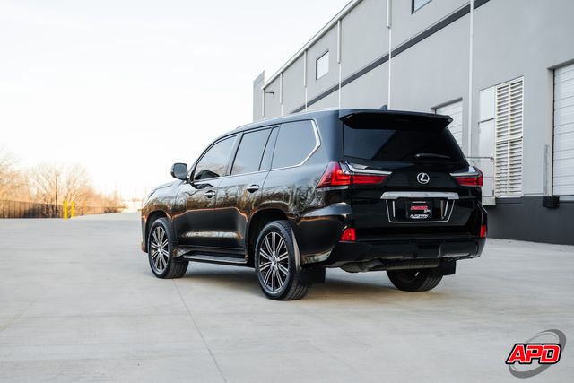 2021 Lexus LX 570 Two-Row 2021 Lexus LX 570 Two-Row