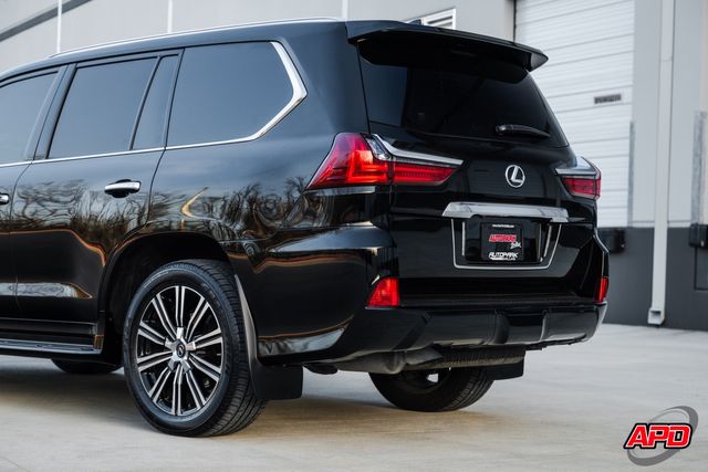 2021 Lexus LX 570 Two-Row