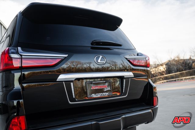 2021 Lexus LX 570 Two-Row