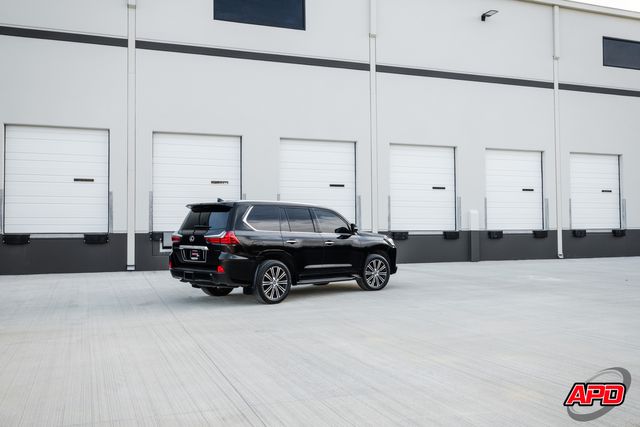 2021 Lexus LX 570 Two-Row