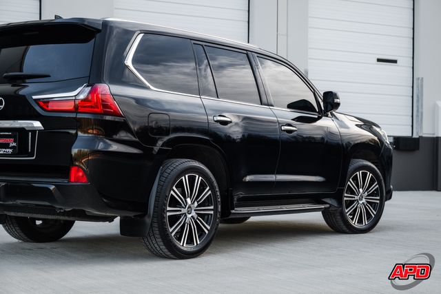 2021 Lexus LX 570 Two-Row