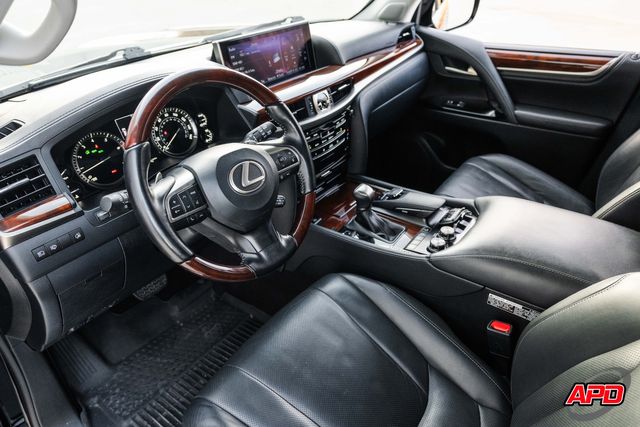 2021 Lexus LX 570 Two-Row