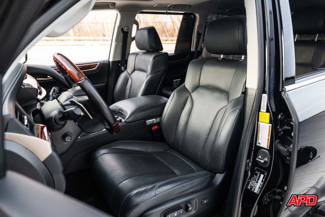 2021 Lexus LX 570 Two-Row