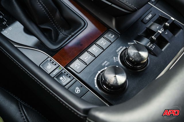 2021 Lexus LX 570 Two-Row