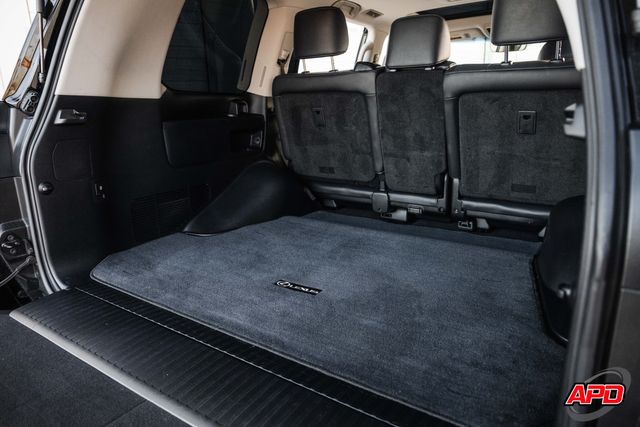 2021 Lexus LX 570 Two-Row